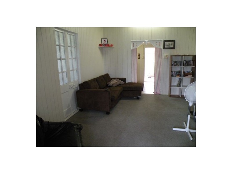 12 Prospect St, Eton QLD 4741