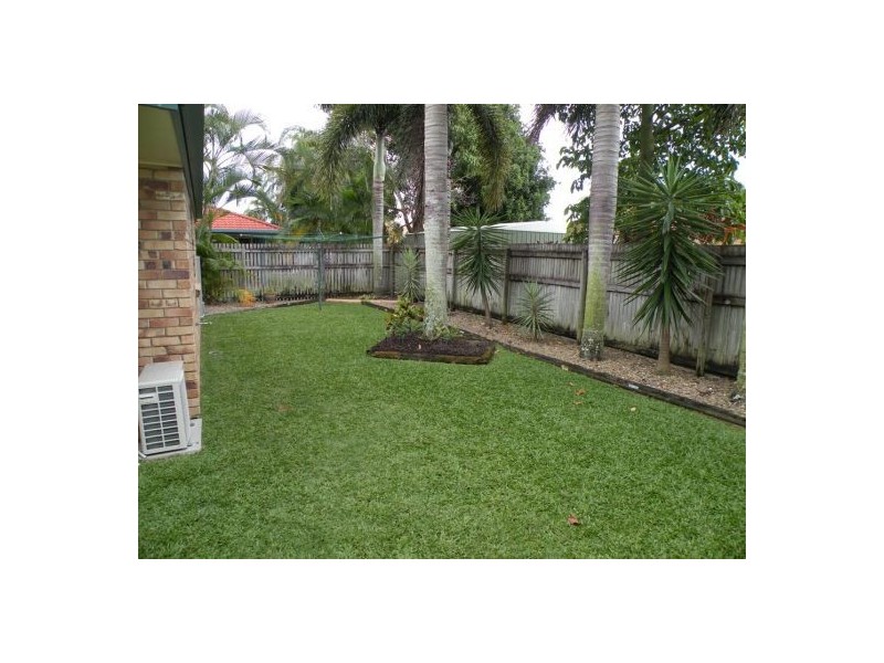 12 Clipper Crt, Bucasia QLD 4750