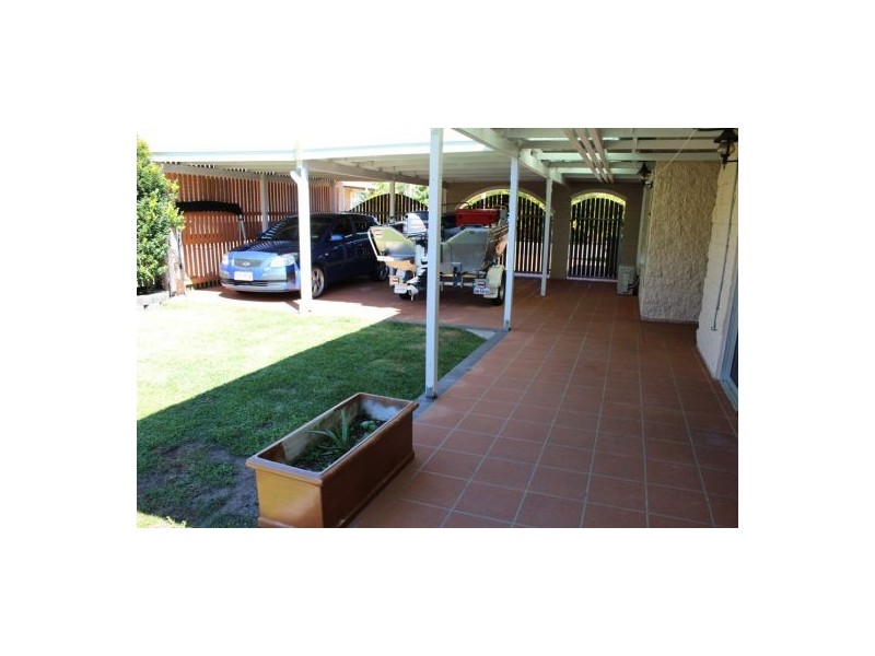 30 Edmonds St, Bucasia QLD 4750