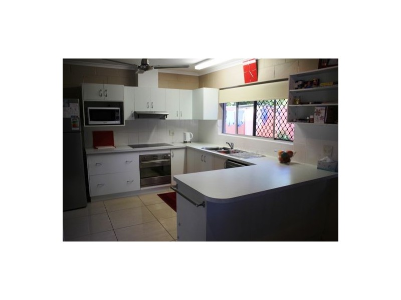 30 Edmonds St, Bucasia QLD 4750