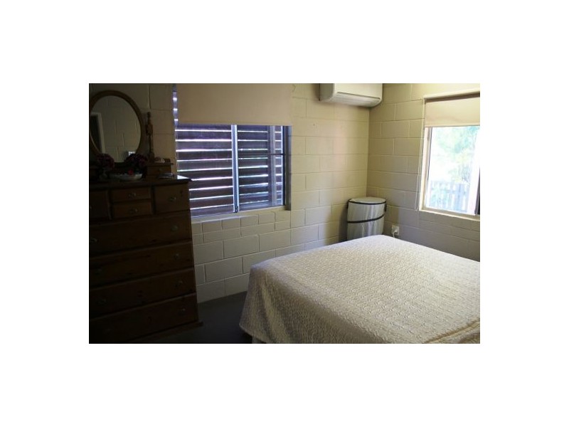 30 Edmonds St, Bucasia QLD 4750