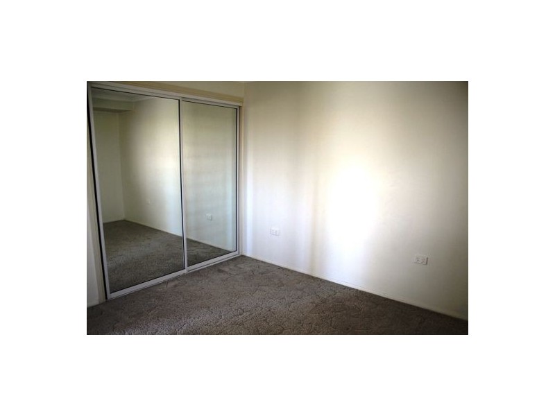 27 Caledonian Dr, Beaconsfield QLD 4740