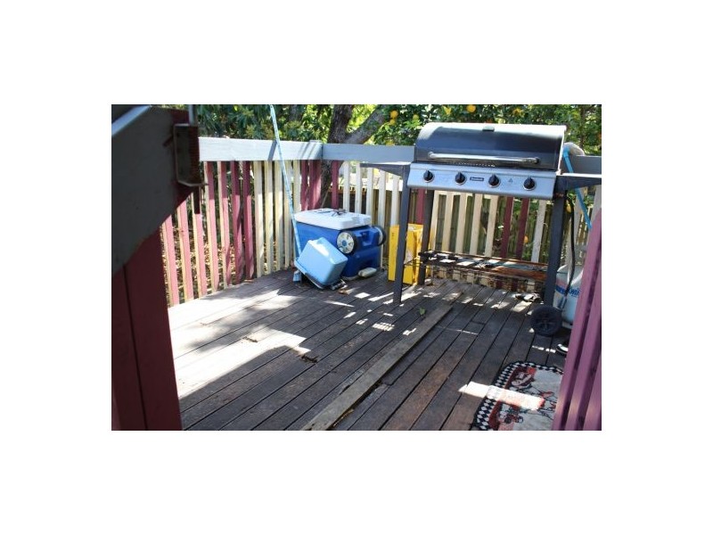 3 Peatey St, Andergrove QLD 4740