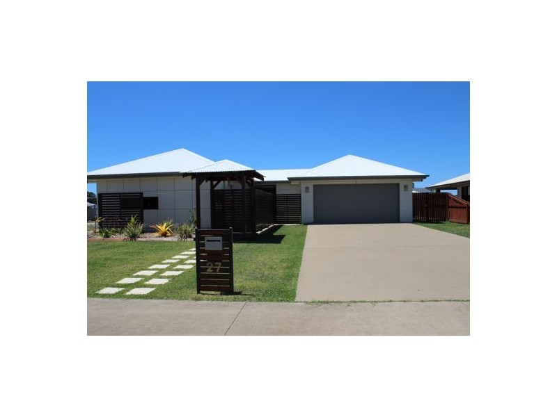 27 Millenium Dr, Sarina QLD 4737