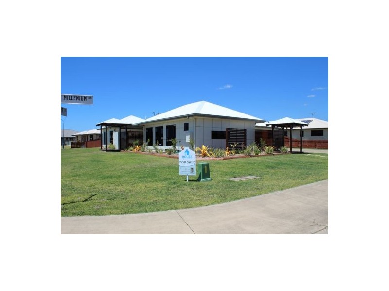 27 Millenium Dr, Sarina QLD 4737