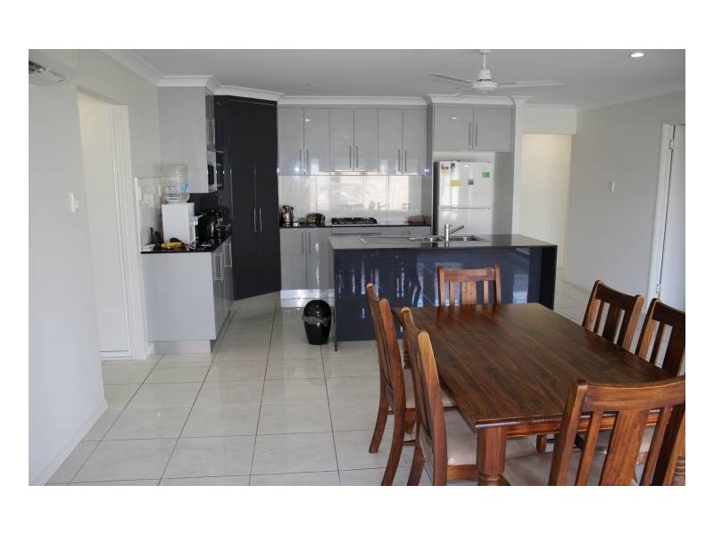 52 Poulsen Dr, Marian QLD 4753