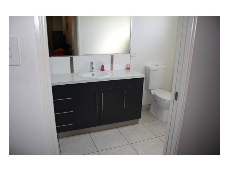 52 Poulsen Dr, Marian QLD 4753