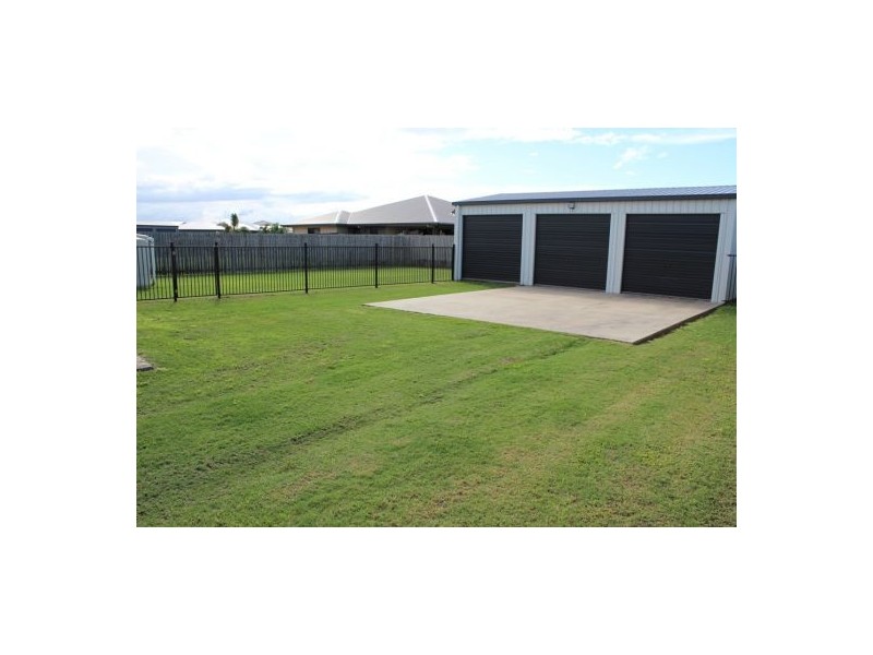52 Poulsen Dr, Marian QLD 4753