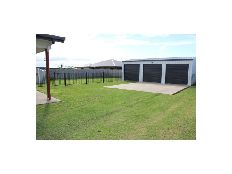 52 Poulsen Dr, Marian QLD 4753