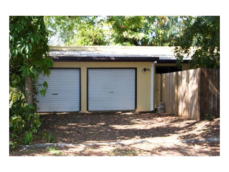 1 Cavanagh Dr, Blacks Beach QLD 4740