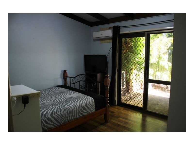 1 Cavanagh Dr, Blacks Beach QLD 4740