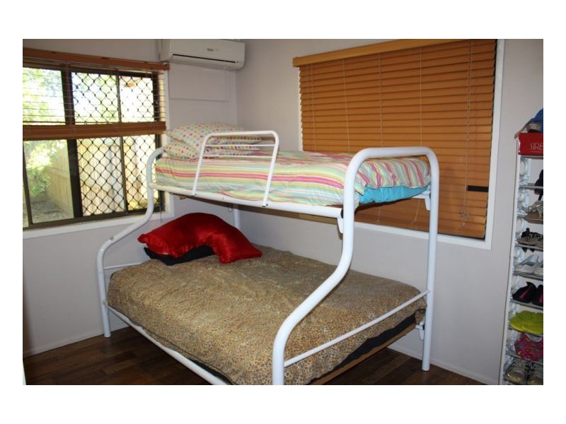 1 Cavanagh Dr, Blacks Beach QLD 4740