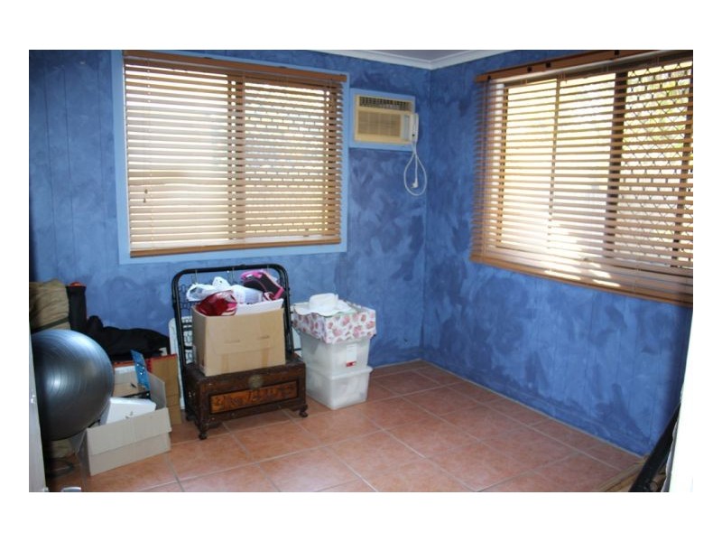 1 Cavanagh Dr, Blacks Beach QLD 4740