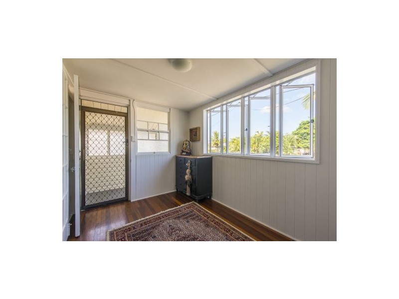 2 Scanlan St, East Mackay QLD 4740