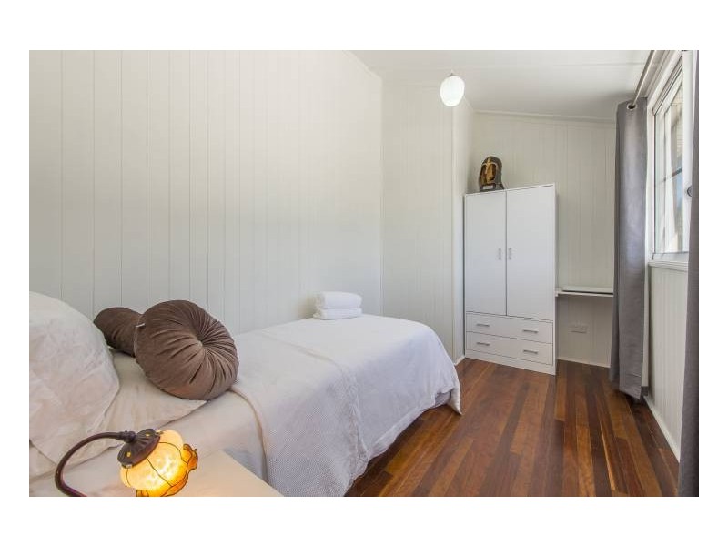 2 Scanlan St, East Mackay QLD 4740