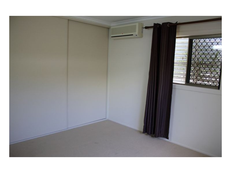 25 Shiral Dr, Beaconsfield QLD 4740