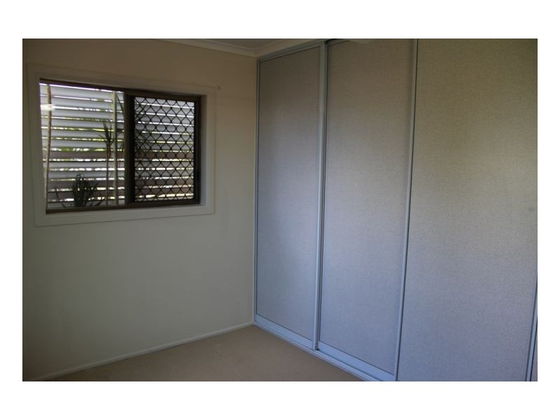 25 Shiral Dr, Beaconsfield QLD 4740