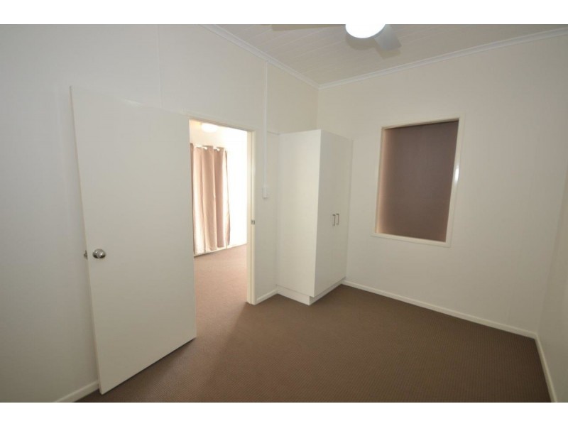 2/88 Targo Street, Bundaberg South QLD 4670