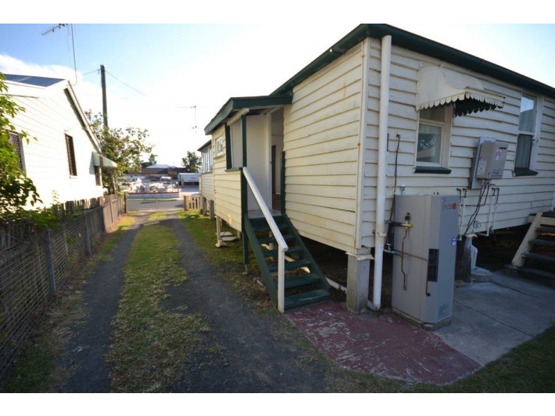 2/88 Targo Street, Bundaberg South QLD 4670