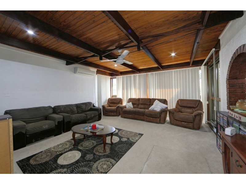 37 Brady Street, Avenell Heights QLD 4670