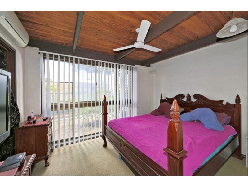 37 Brady Street, Avenell Heights QLD 4670