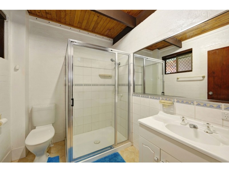 37 Brady Street, Avenell Heights QLD 4670