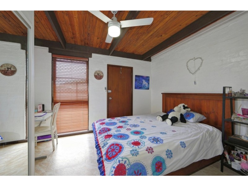 37 Brady Street, Avenell Heights QLD 4670