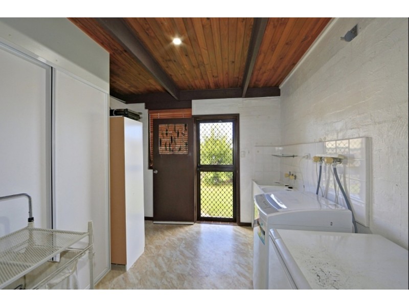 37 Brady Street, Avenell Heights QLD 4670