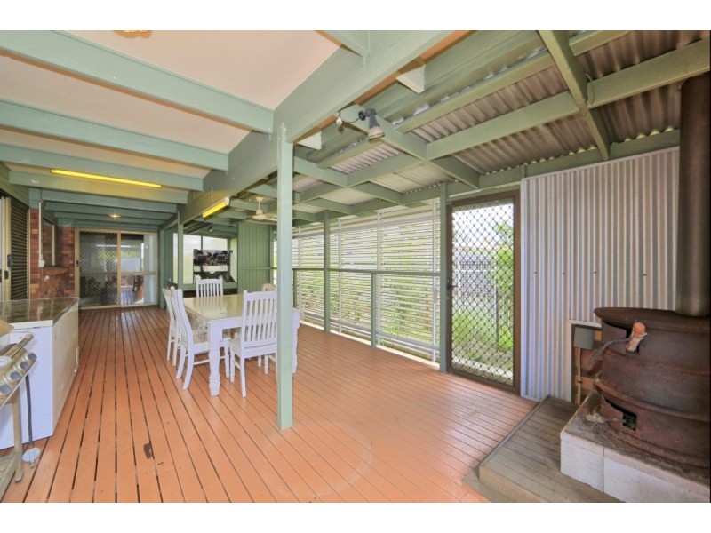 37 Brady Street, Avenell Heights QLD 4670