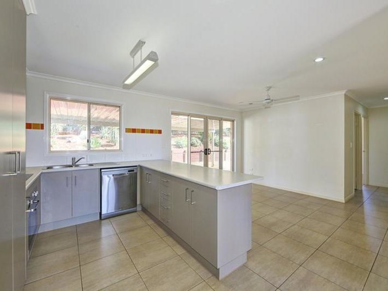 5 Aymone Close, Avoca QLD 4670