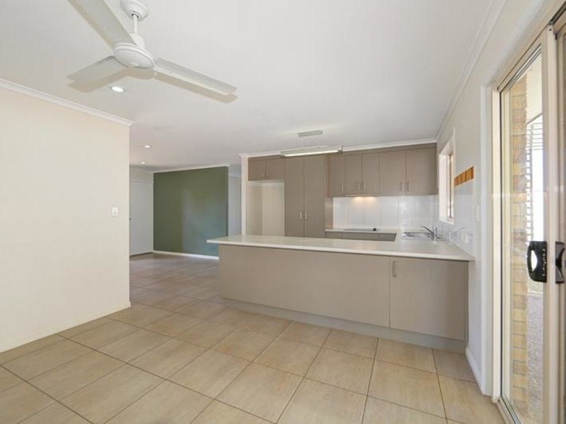 5 Aymone Close, Avoca QLD 4670