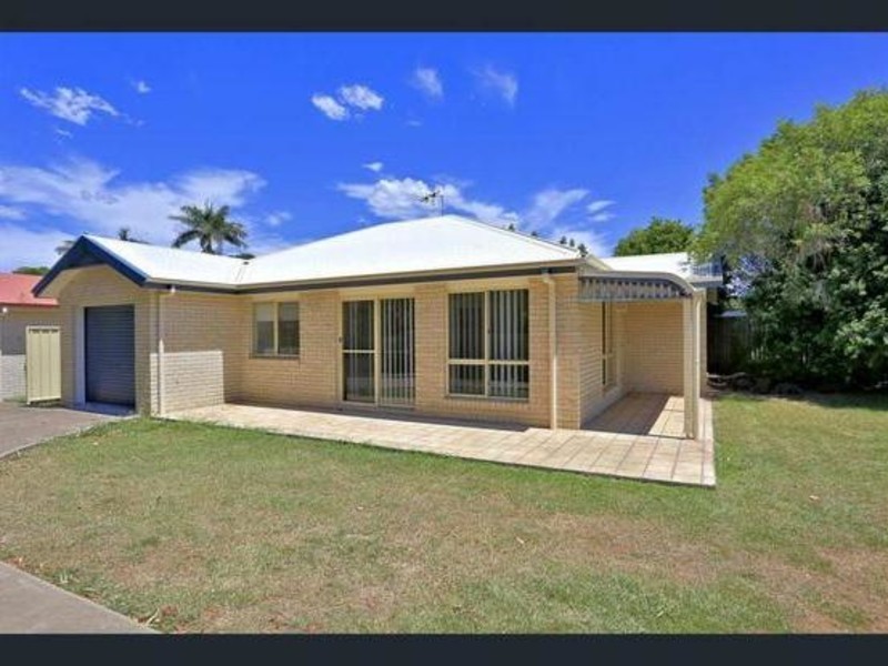 2/10 Buss Street, Bundaberg South QLD 4670