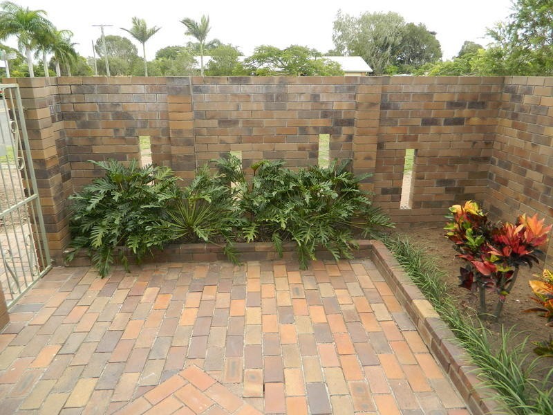 14 Phillips Street, Bundaberg North QLD 4670