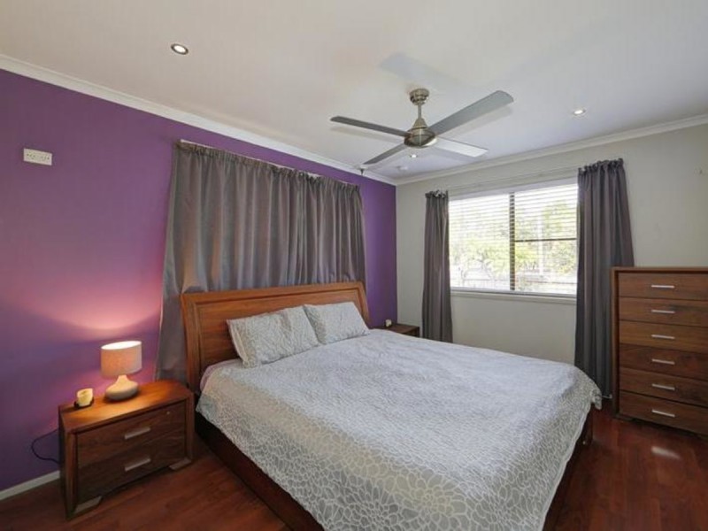 10 Dawn Parade, Thabeban QLD 4670