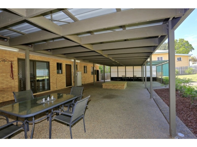 16 Wells Street, Bundaberg North QLD 4670