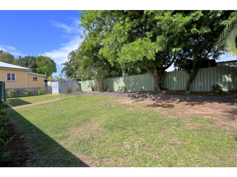 16 Wells Street, Bundaberg North QLD 4670
