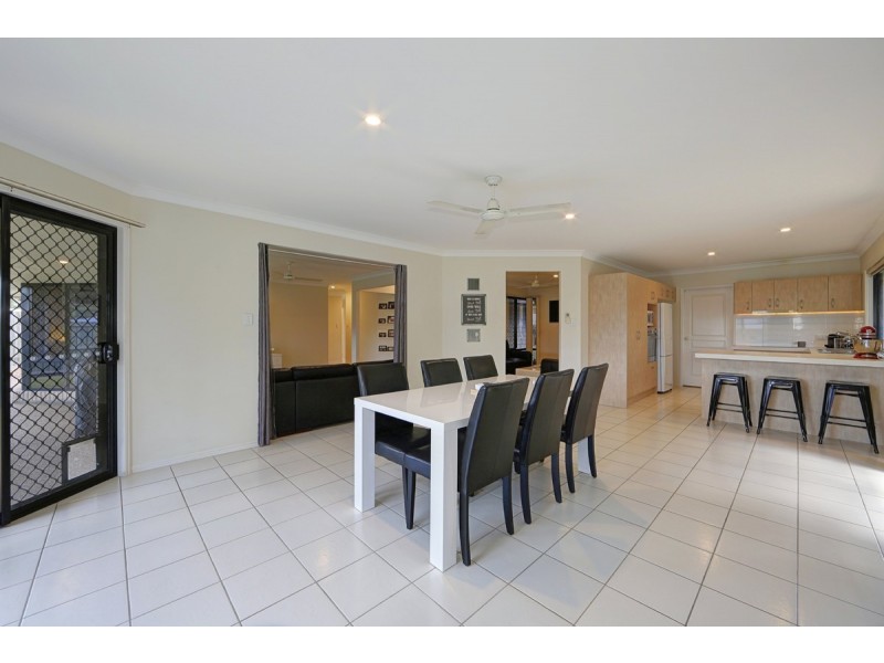 19 Sutherland Road, Branyan QLD 4670