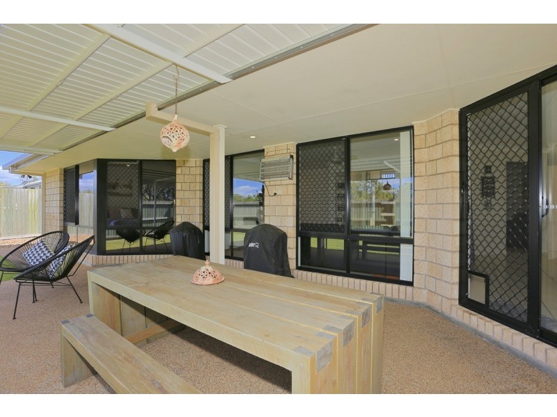 19 Sutherland Road, Branyan QLD 4670