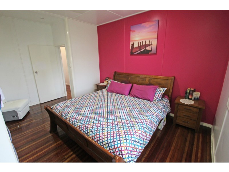 126 Boundary Street, Walkervale QLD 4670