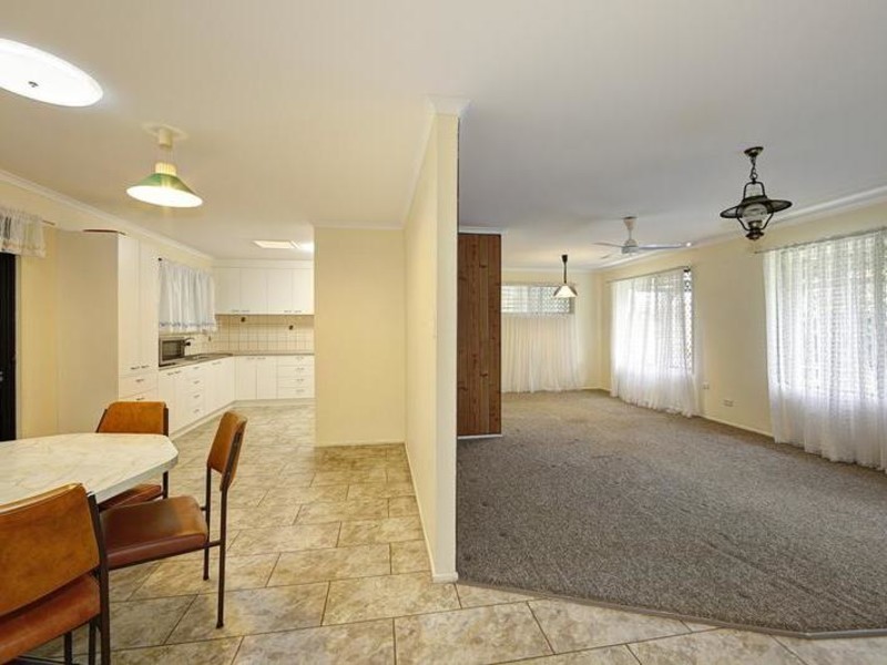 29 Sloane Street, Kalkie QLD 4670