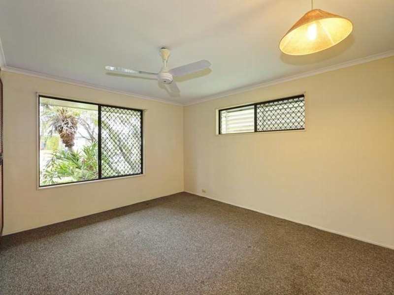 29 Sloane Street, Kalkie QLD 4670