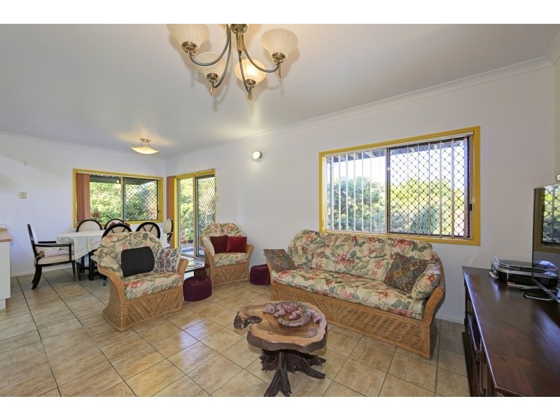 364 Fairymead Road, Gooburrum QLD 4670