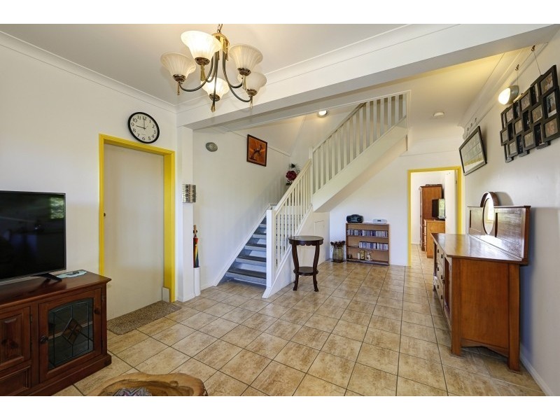 364 Fairymead Road, Gooburrum QLD 4670