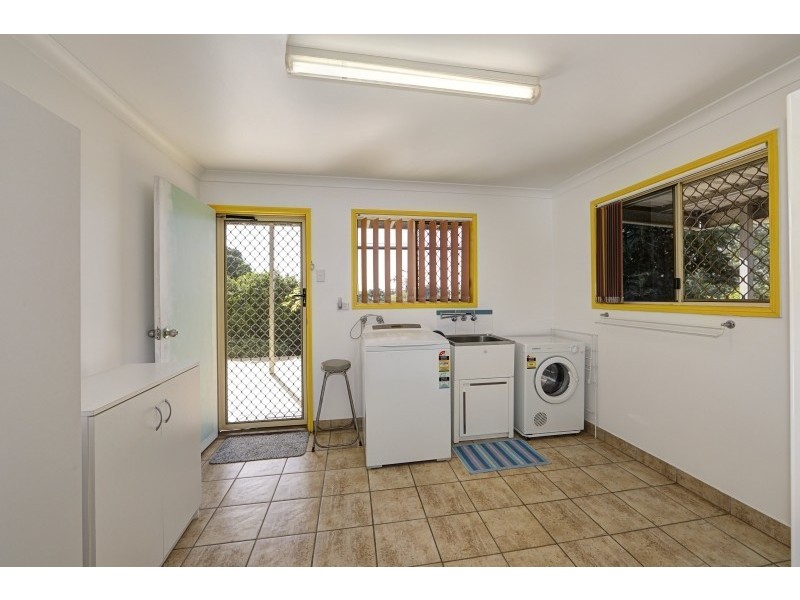 364 Fairymead Road, Gooburrum QLD 4670