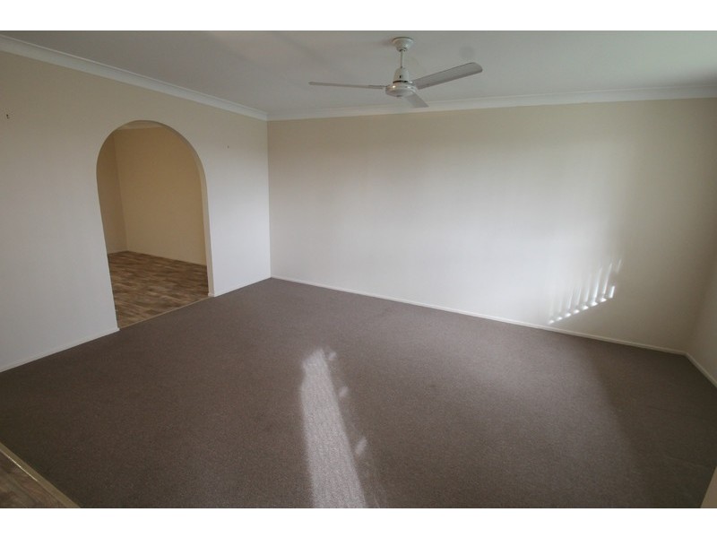 2 Vandenberg Street, Avenell Heights QLD 4670