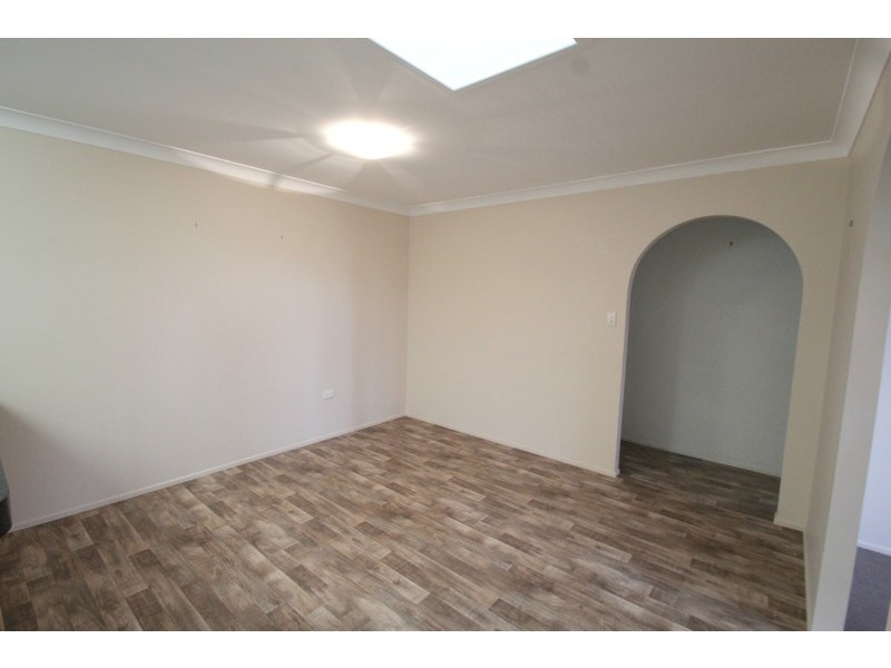 2 Vandenberg Street, Avenell Heights QLD 4670