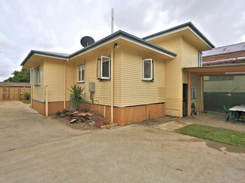 34 Burnett Street, Bundaberg South QLD 4670