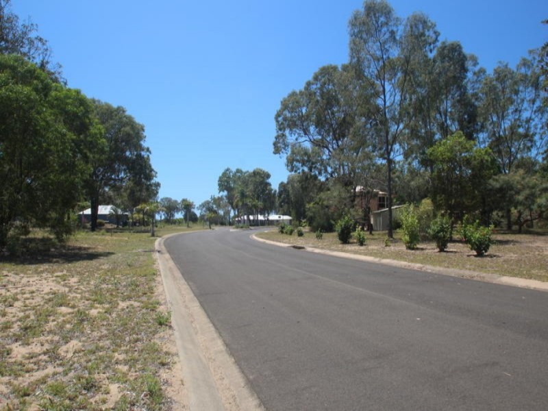 2 Sovereign Court, Moore Park Beach QLD 4670