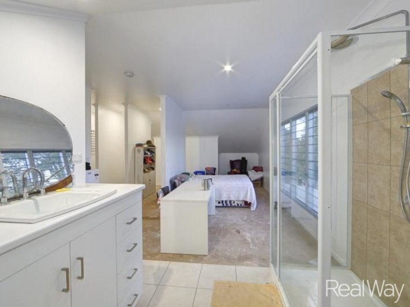 13 Queen Street, Cordalba QLD 4660