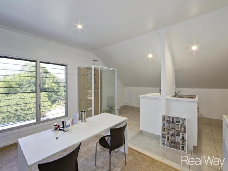 13 Queen Street, Cordalba QLD 4660